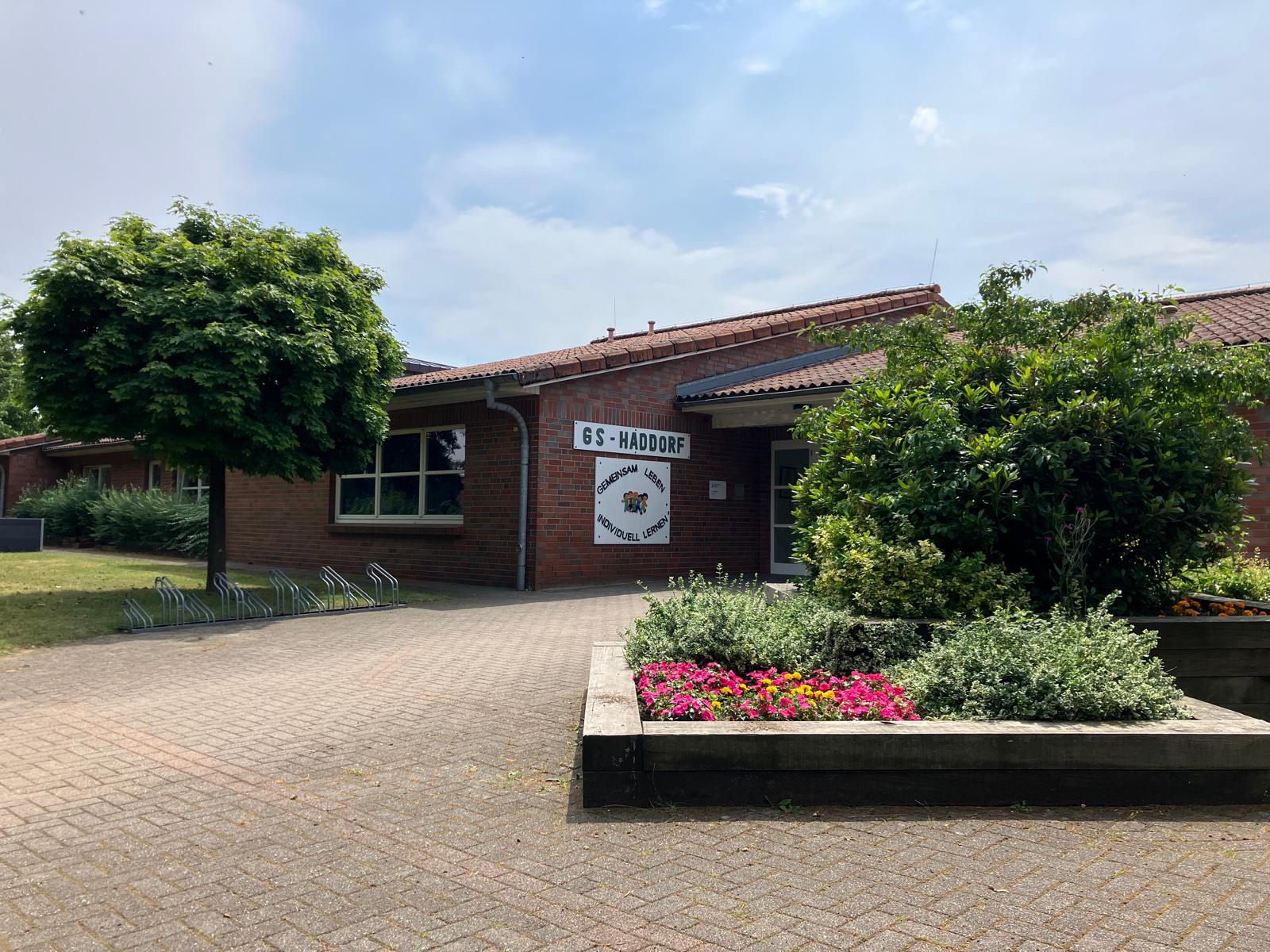 Gebäude der Grundschule Haddorf
